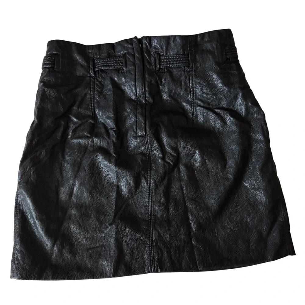 Free People Faux Leather Skirt Paperbag Waist Tie‎ Belt Black Skirt Size 8 (G)